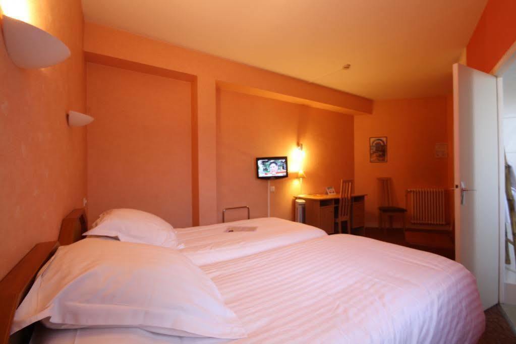 Le Petit Billot Hotel 2*